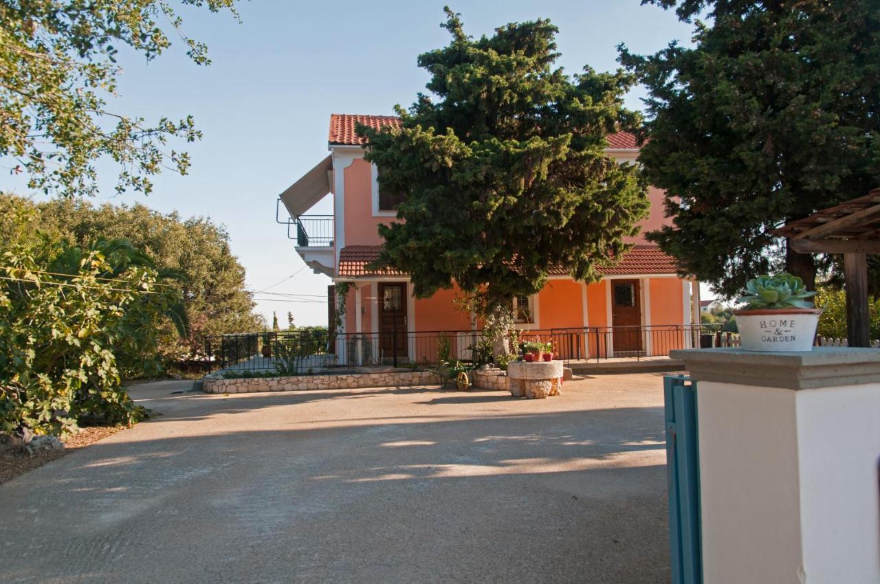 פיסקרדו Villa Tettix מראה חיצוני תמונה